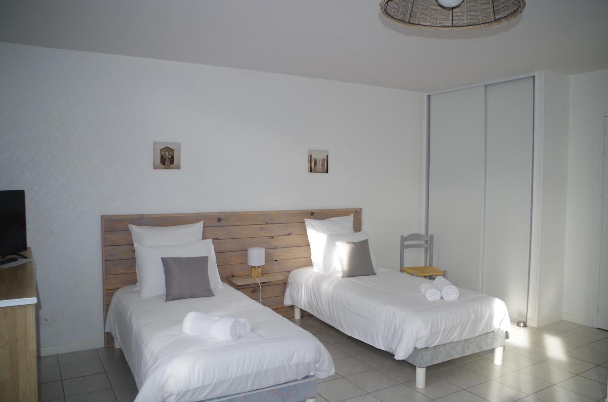 Les Trois Cèdres Saint-Ouen-d'Aunis
